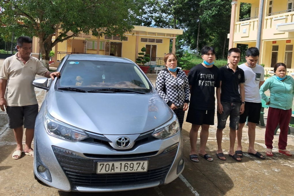 Vì sao nhiều lao động bị lừa qua Campuchia làm việc rồi ôm nợ? - 2 Vì sao nhiều lao động bị lừa qua Campuchia làm việc rồi ôm nợ? - 2