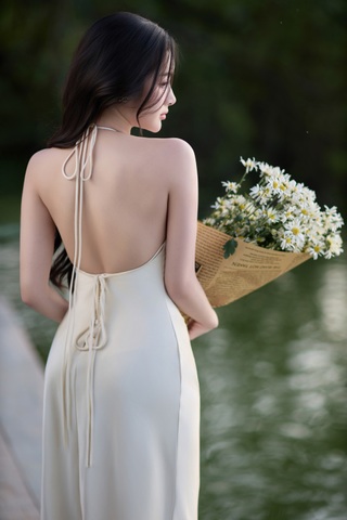 Nhan sắc trong trẻo của Hoa khôi Đinh Hoài An trong nắng thu Hà Nội - 4