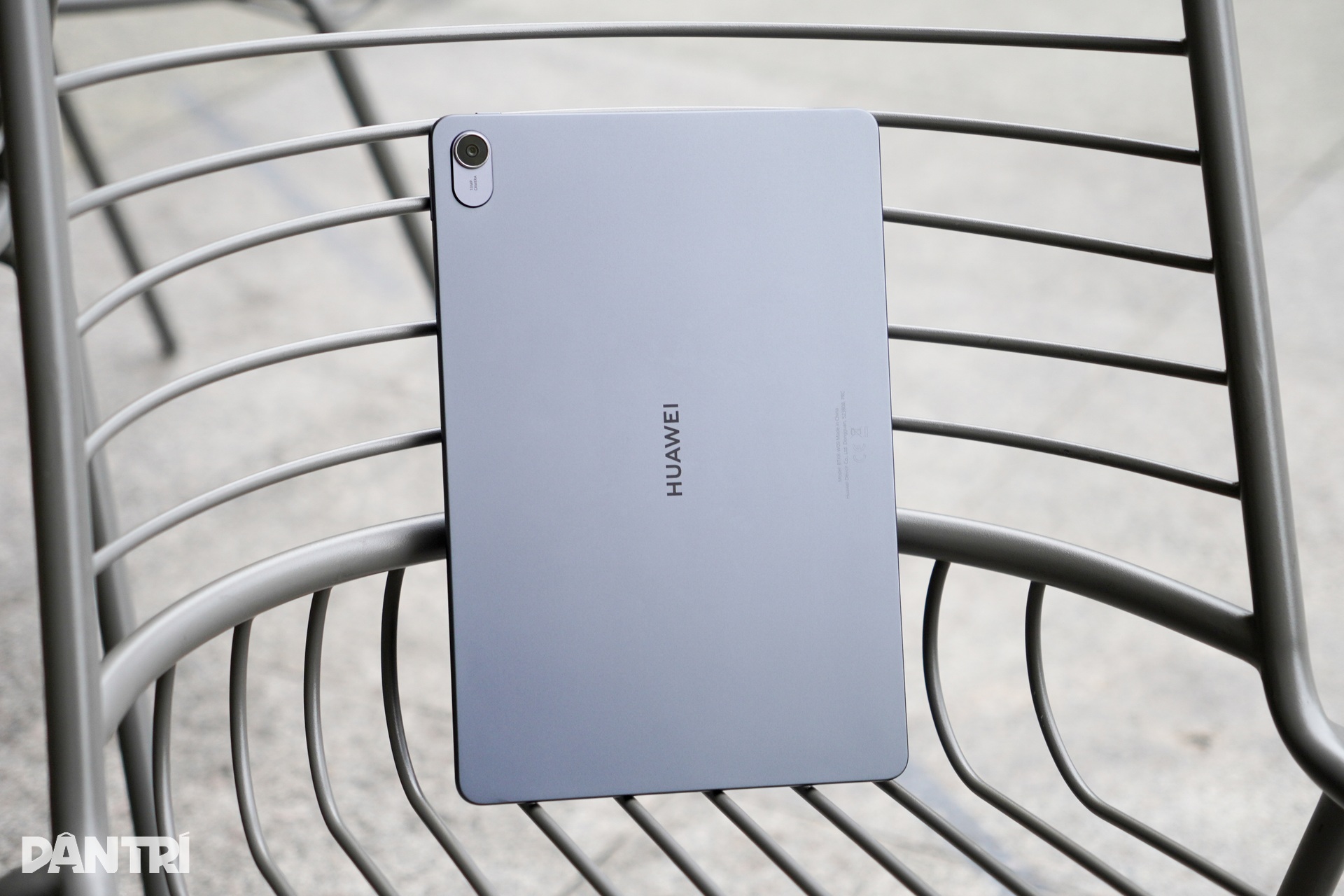 តើ Huawei MatePad 11.5 មានអ្វីខ្លះដើម្បីប្រកួតប្រជែងជាមួយ Galaxy Tab A9+ និង Redmi Pad 2? - ២ Huawei MatePad 11.5 có gì để đấu với Galaxy Tab A9+ và Redmi Pad 2? - 2
