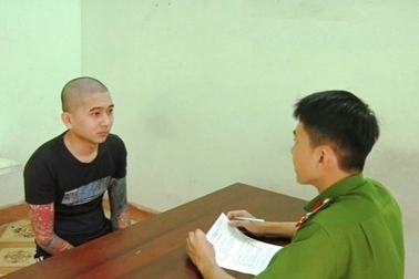 Cô gái bị tống tiền vì gửi ảnh "nóng" để làm hồ sơ vay