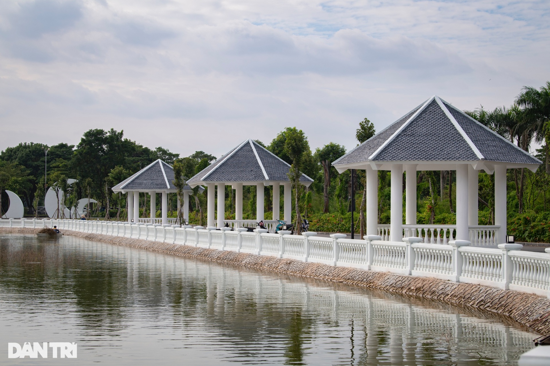 Đầu tư 100 tỷ đồng cải tạo, công viên bỏ hoang ở Hà Nội thay đổi ra sao? - 6 Đầu tư 100 tỷ đồng cải tạo, công viên bỏ hoang ở Hà Nội thay đổi ra sao? - 6