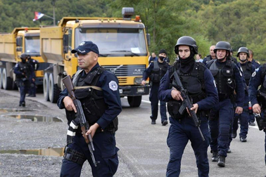 Tình hình Bắc Kosovo căng thẳng: Cảnh sát đóng cửa khẩu, bùng phát biểu tình, Liên hợp quốc cảnh báo