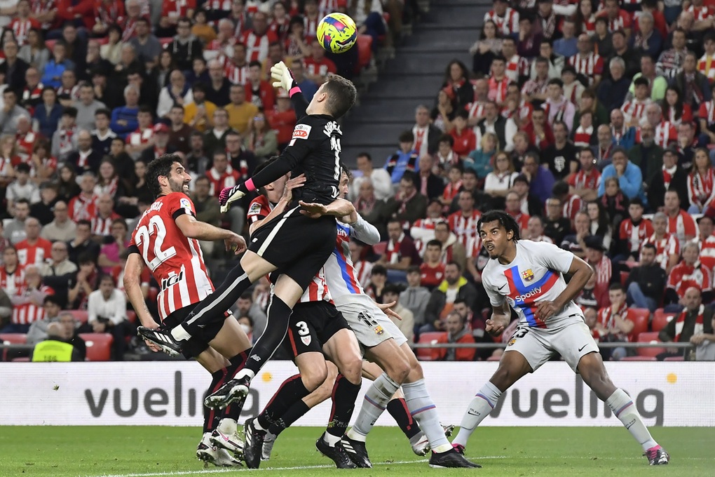 Đánh bại Bilbao, Barcelona duy trì cách biệt 9 điểm với Real Madrid - 1 Đánh bại Bilbao, Barcelona duy trì cách biệt 9 điểm với Real Madrid - 1