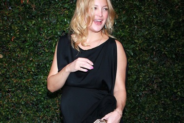 Kate Hudson sinh con trai thứ hai