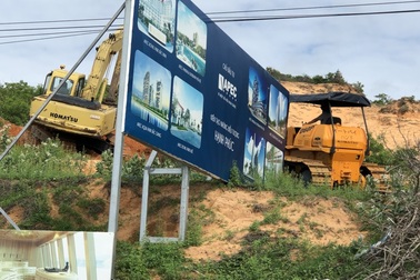 Tiến độ dự án Apec Mandala Wyndham Mũi Né: Nhà thầu đưa máy móc san nền và thi công đường tạm