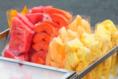 3 giờ chờ cắt dưa: Khi sự lười biếng của con người thành mỏ vàng bán lẻ