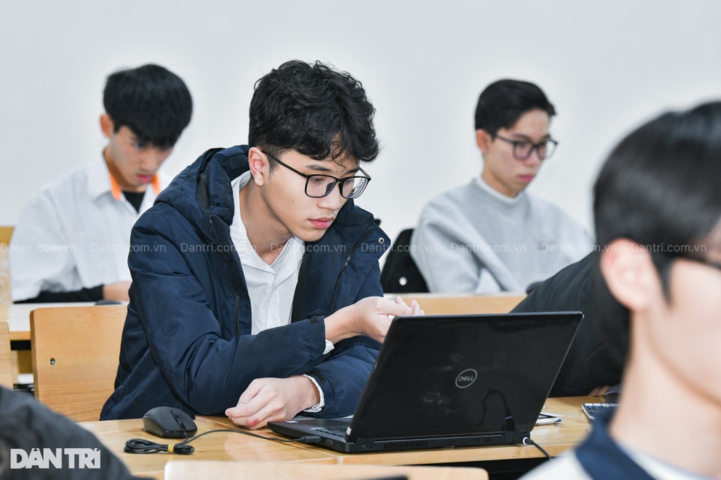 4 thí sinh Thanh Hóa lọt top 10 điểm thi đánh giá tư duy Bách khoa cao nhất - 7 4 thí sinh Thanh Hóa lọt top 10 điểm thi đánh giá tư duy Bách khoa cao nhất - 7