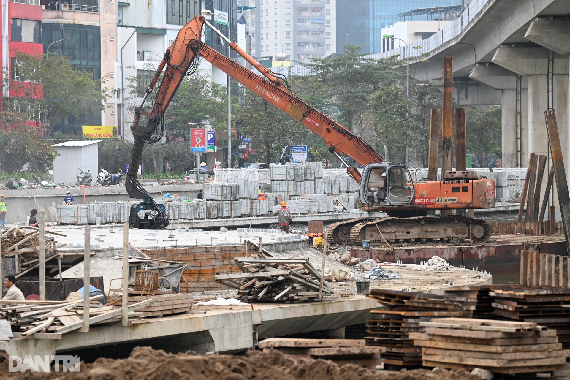 Đại công trường hồ Đống Đa sau gần 8 tháng cải tạo - 5 Đại công trường hồ Đống Đa sau gần 8 tháng cải tạo - 5