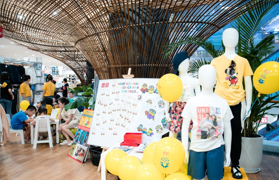 Nhìn lại hành trình một năm đặt chân đến Việt Nam của UNIQLO - 3 Nhìn lại hành trình một năm đặt chân đến Việt Nam của UNIQLO - 3
