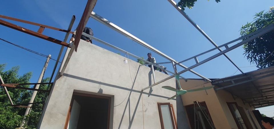 Tháo dỡ các công trình xâm hại sông Đuống sau phản ánh của Dân trí - 1 Tháo dỡ các công trình xâm hại sông Đuống sau phản ánh của Dân trí - 1