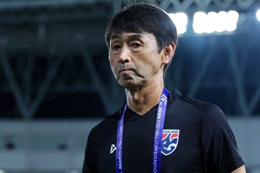 HLV Nhật Bản phẫn nộ khi bị LĐBĐ Thái Lan sa thải đột ngột