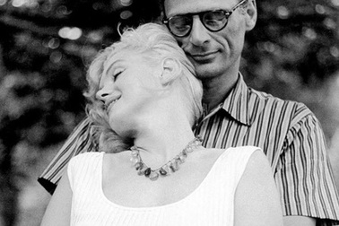 Những bức ảnh “độc” của Marilyn Monroe và người chồng cuối