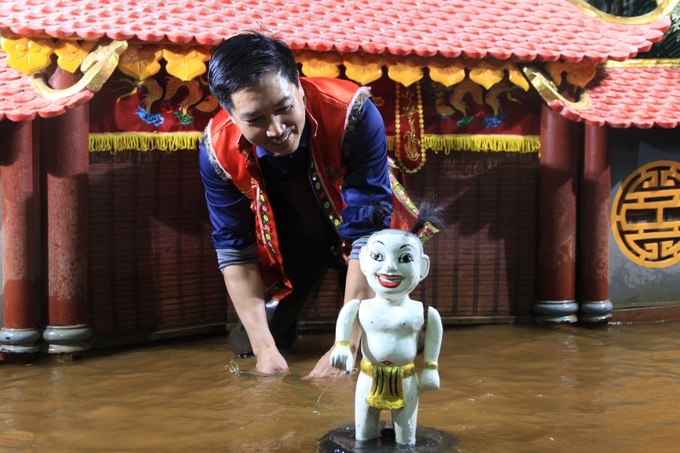 Phan Thanh Liêm là nghệ sĩ mang con rối đi nước ngoài nhiều nhất Việt Nam