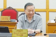 Bộ Chính trị họp đánh giá 3 năm thực hiện Nghị quyết 31 về phát triển TPHCM