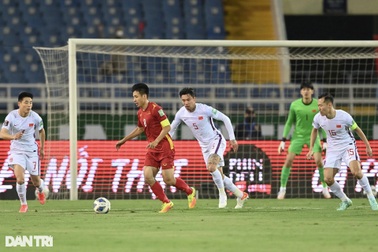 Đội trưởng Wu Xi xin lỗi cổ động viên Trung Quốc