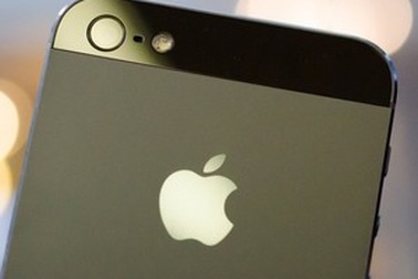 Apple đáp trả Galaxy S4 với chiến dịch quảng cáo mới