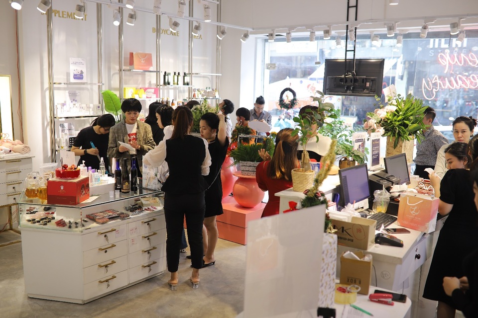 Lengrinstory - Thiên đường mua sắm dành cho tín đồ yêu mỹ phẩm hàng hiệu - 2