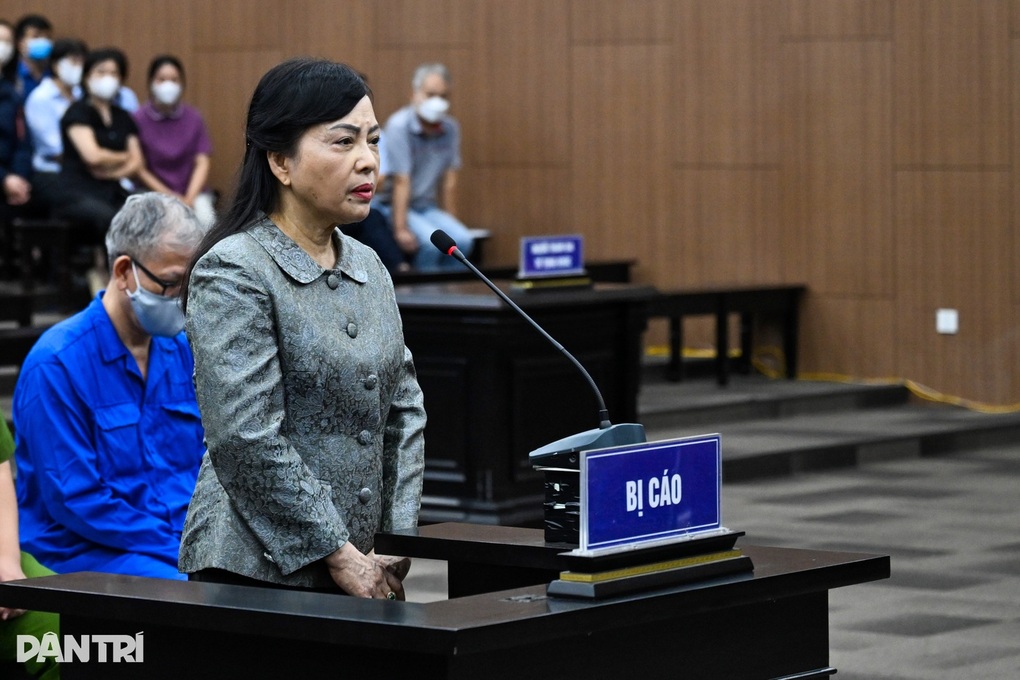 Chủ tọa phiên tòa cựu Bộ trưởng Kim Tiến: Đừng chỉ nhìn số tiền khắc phục - 2