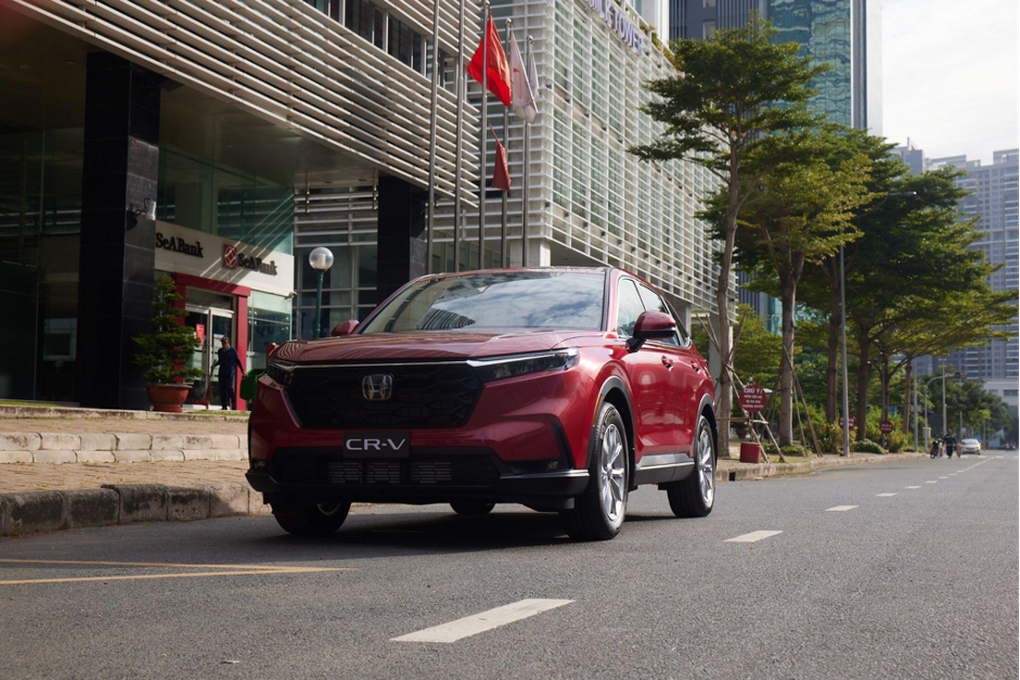 Honda CR-V 2024: Lựa chọn đáng cân nhắc dành cho các gia đình Việt - 1 Honda CR-V 2024: Lựa chọn đáng cân nhắc dành cho các gia đình Việt - 1