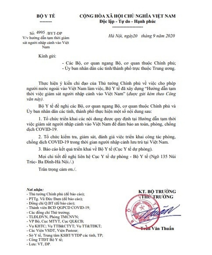 Mới: Bộ Y tế hướng dẫn giám sát người nhập cảnh vào Việt Nam - Ảnh 1. Mới: Bộ Y tế hướng dẫn giám sát người nhập cảnh vào Việt Nam - Ảnh 1.