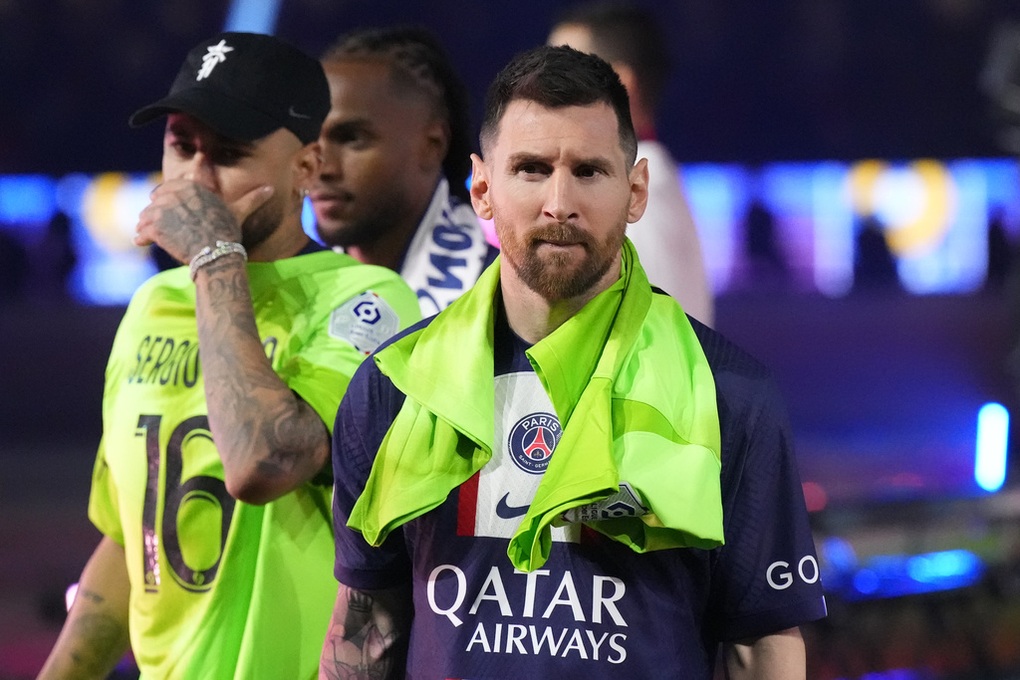Barcelona và Al Hilal tăng tốc trong cuộc đua giành chữ ký Messi - 1 Barcelona và Al Hilal tăng tốc trong cuộc đua giành chữ ký Messi - 1