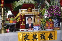 Những giọt nước mắt trong buổi tối đầu tiên viếng huyền thoại Tam Lang