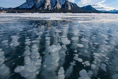 Phát hiện biển “sôi” kì lạ ở Siberia