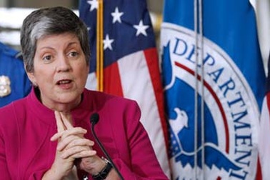Nữ Bộ trưởng an ninh nội địa Mỹ bất ngờ từ chức