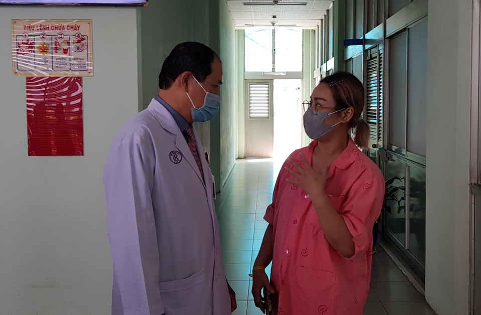 Tăng hơn 10kg, nữ bệnh nhân tá hỏa phát hiện khối u tụy khổng lồ - 4 Tăng hơn 10kg, nữ bệnh nhân tá hỏa phát hiện khối u tụy khổng lồ - 4
