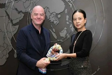 Bóng đá Thái Lan làm điều chưa từng có ở Đông Nam Á, FIFA khen ngợi