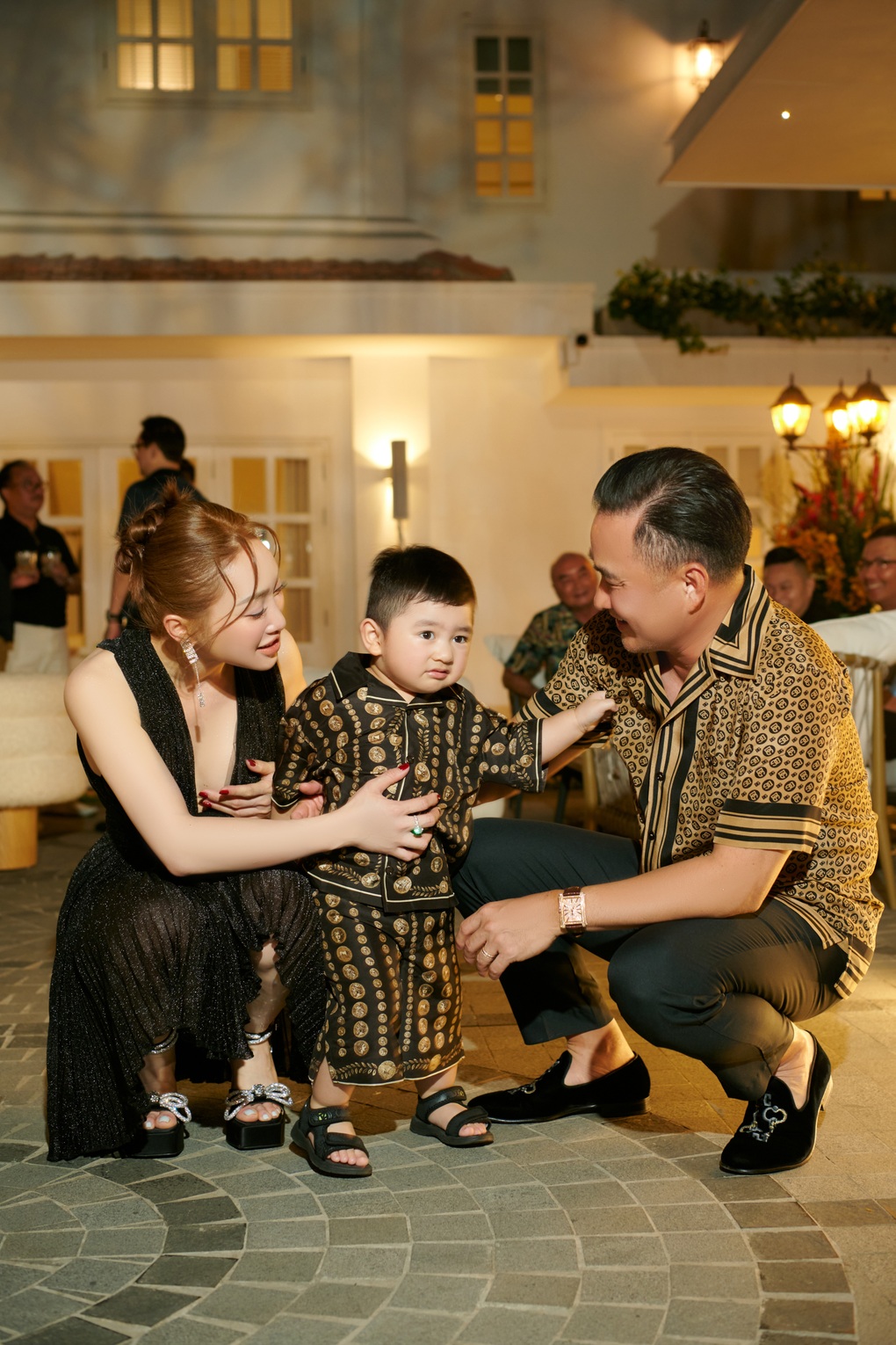 Chi Bảo đón tuổi mới ở biệt thự triệu đô, cuộc sống viên mãn sau giải nghệ - 6 Chi Bảo đón tuổi mới ở biệt thự triệu đô, cuộc sống viên mãn sau giải nghệ - 6