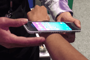 Đã đến thời điện thoại kiểu bẻ được và gập được?