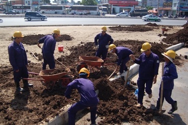 Quỹ lương tăng cao nhưng lương người lao động vẫn thấp