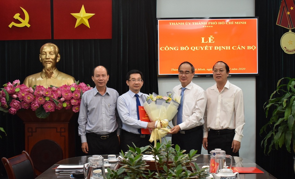 TPHCM bổ nhiệm tân Trưởng Ban Nội chính Thành ủy - 2 TPHCM bổ nhiệm tân Trưởng Ban Nội chính Thành ủy - 2