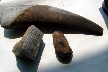 Đại gia mắc bẫy: Đốt tiền để mua "tiên" giả