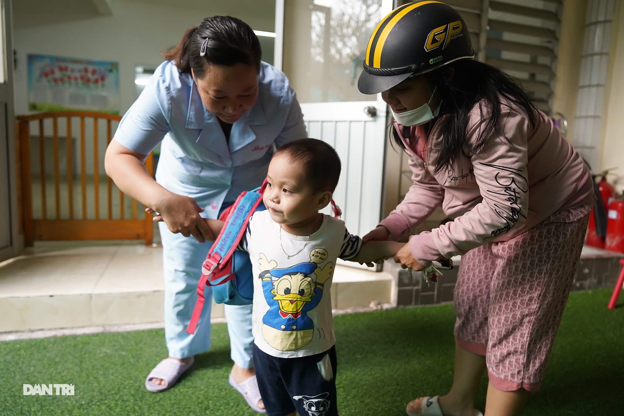 Dạy trẻ khuyết tật đòi hỏi phải kiên nhẫn và yêu thương - 12 Dạy trẻ khuyết tật đòi hỏi phải kiên nhẫn và yêu thương - 12