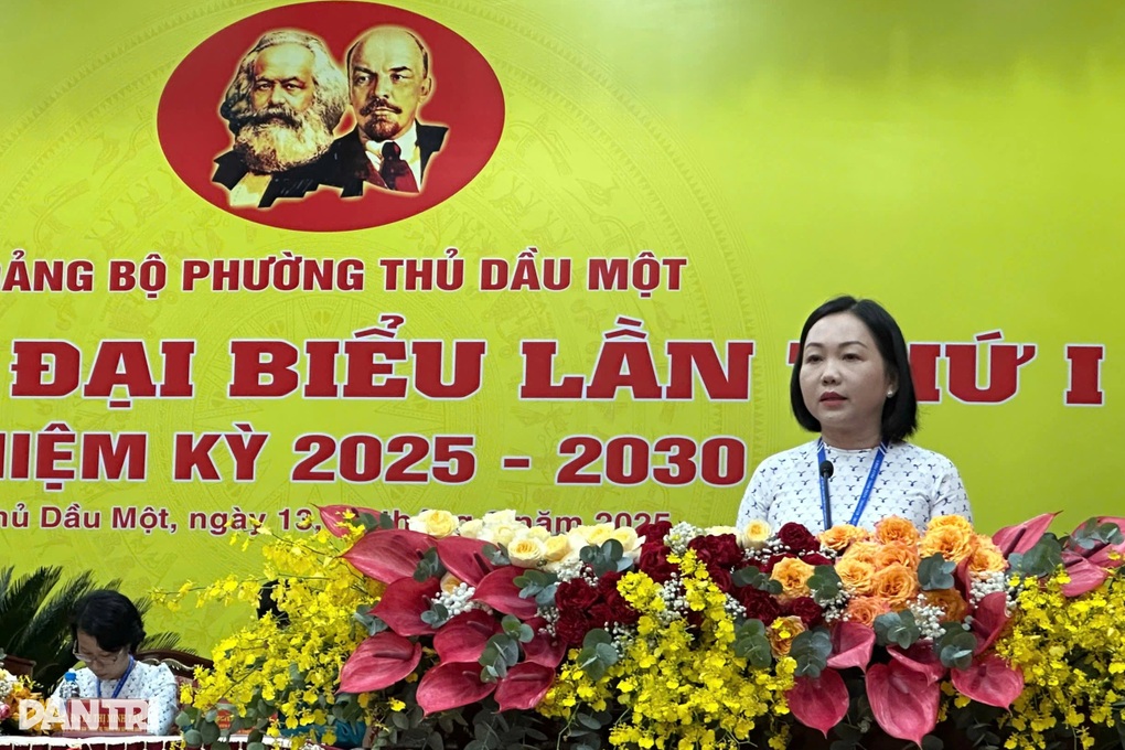 Bà Nguyễn Thu Cúc giữ chức Bí thư phường Thủ Dầu Một - 2 Bà Nguyễn Thu Cúc giữ chức Bí thư phường Thủ Dầu Một - 2