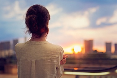 Cuộc sống xáo trộn vì mơ thấy ông hàng xóm