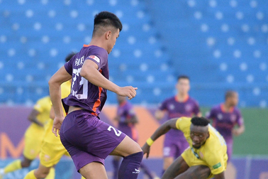 Hòa B.Bình Dương, CLB Nam Định vẫn đối diện với nguy cơ xuống hạng