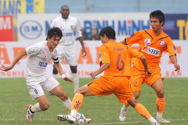 Công Vinh nhận được nhiều lời mời từ các CLB nước ngoài