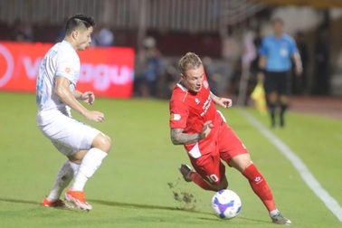 CLB Công an TPHCM hòa đương kim vô địch V-League Nam Định