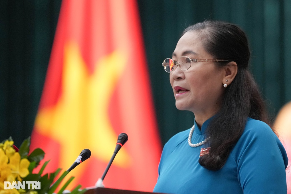 Bí thư TPHCM: Có người còn chưa đúng vai, chưa thuộc bài phải điều chỉnh - 3 Bí thư TPHCM: Có người còn chưa đúng vai, chưa thuộc bài phải điều chỉnh - 3