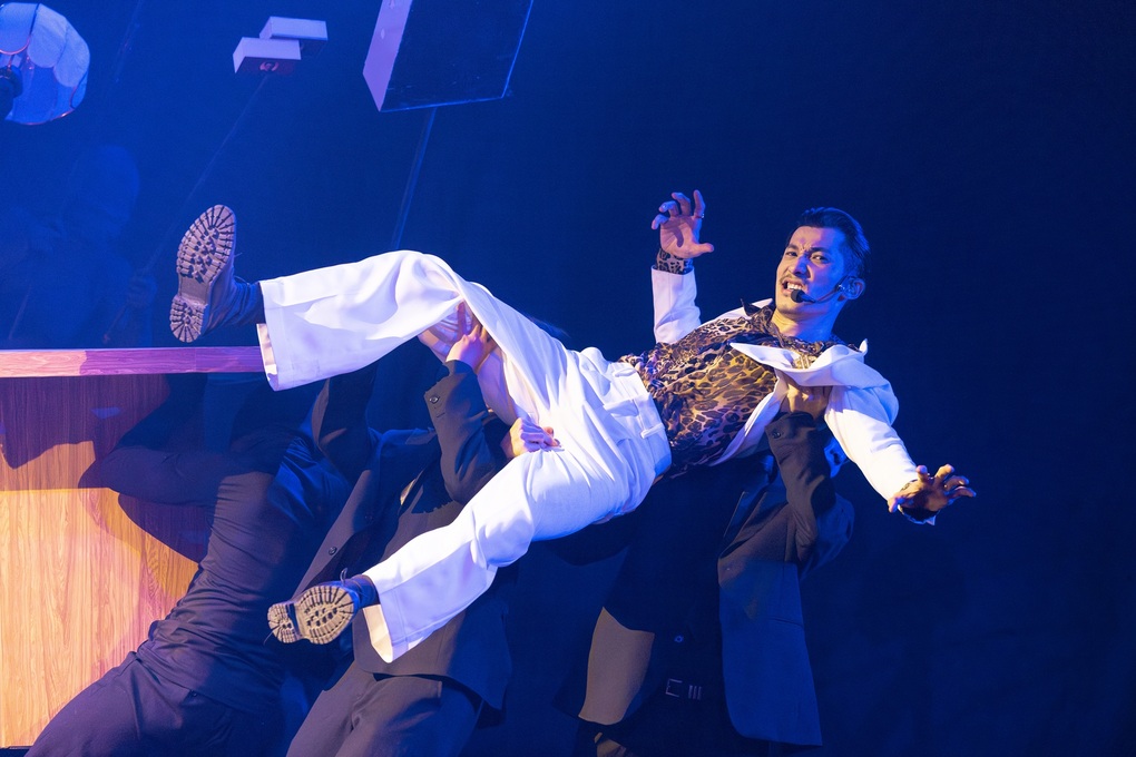 Anh trai vượt chông gai: Tự Long bắn rap, BB Trần treo mình trên cao - 7 Anh trai vượt chông gai: Tự Long bắn rap, BB Trần treo mình trên cao - 7