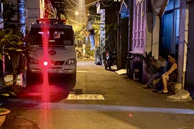 Nam sinh tử vong bất thường trong phòng trọ ở TPHCM