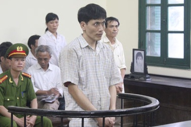 Trốn án 16 năm không thoát “lưới trời”