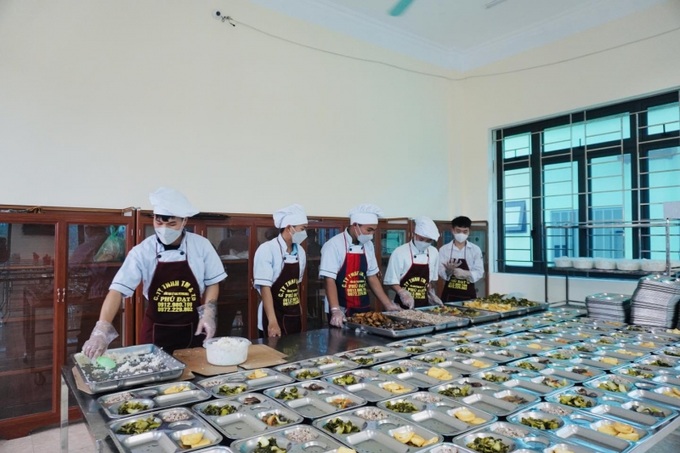 Bếp ăn luôn sạch sẽ, bảo đảm an toàn, vệ sinh thực phẩm