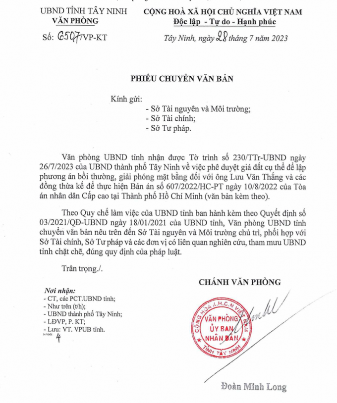 Phiếu chuyển văn bản của UBND tỉnh về việc UBND TP Tây Ninh tham vấn phương án giá đất cụ thể để tiến hành bồi thường cho ông Lưu Văn Thắng và các đồng thừa kế.