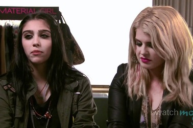 Kelly Osbourne và Lola chia sẻ về thời trang