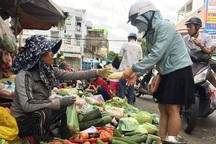 "Bão giá" rau xanh tại Quảng Ngãi