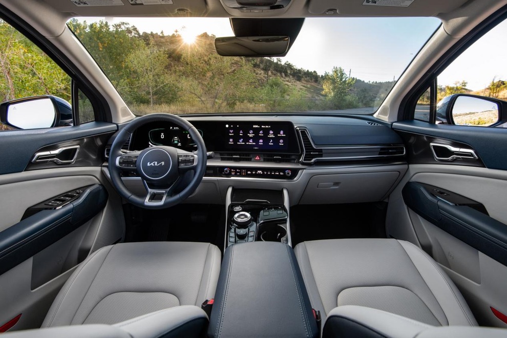 Chi tiết Kia Sportage Hybrid 2023: Uống xăng 6l/100 km, sắp về Việt Nam - 6 Chi tiết Kia Sportage Hybrid 2023: Uống xăng 6l/100 km, sắp về Việt Nam - 6